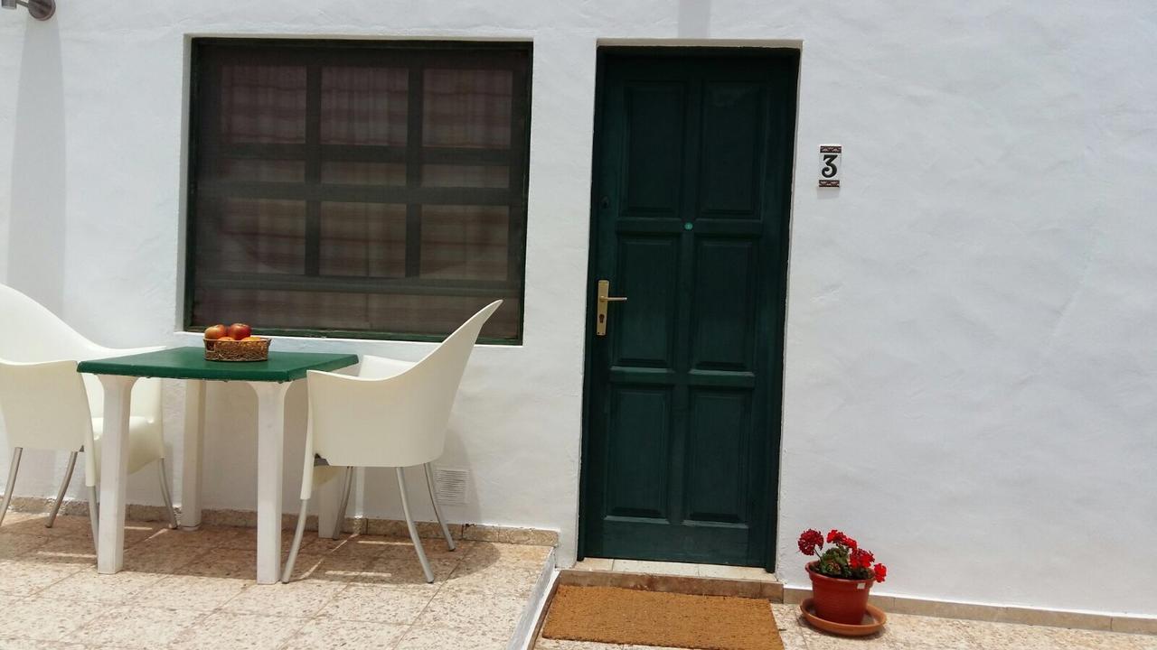 Apartamentos Los Vientos Orzola Kültér fotó