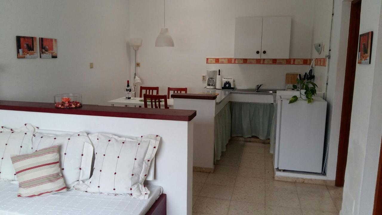Apartamentos Los Vientos Orzola Kültér fotó
